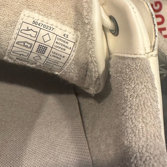 HUGO Men's Cream Sneakers - Picture 5 of 7